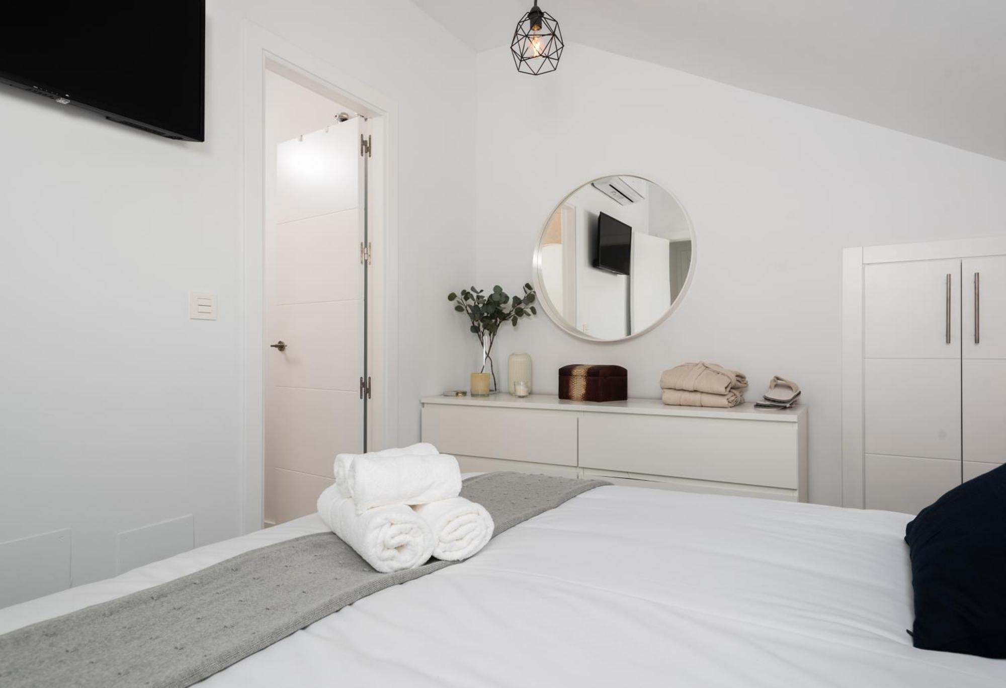 Duplex Buddha Malaga Centro Ngoại thất bức ảnh